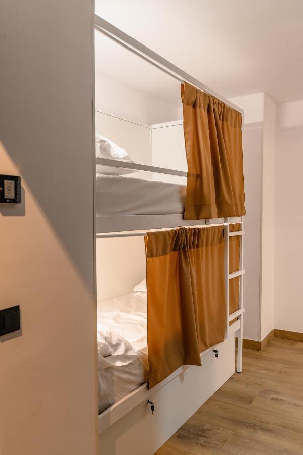 Vad Hostel Alicante - Youth Hostel Age Limit 18-49 Екстериор снимка